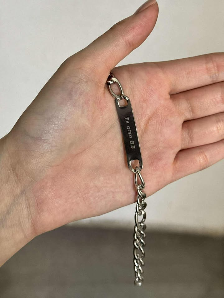 esclava Cartier