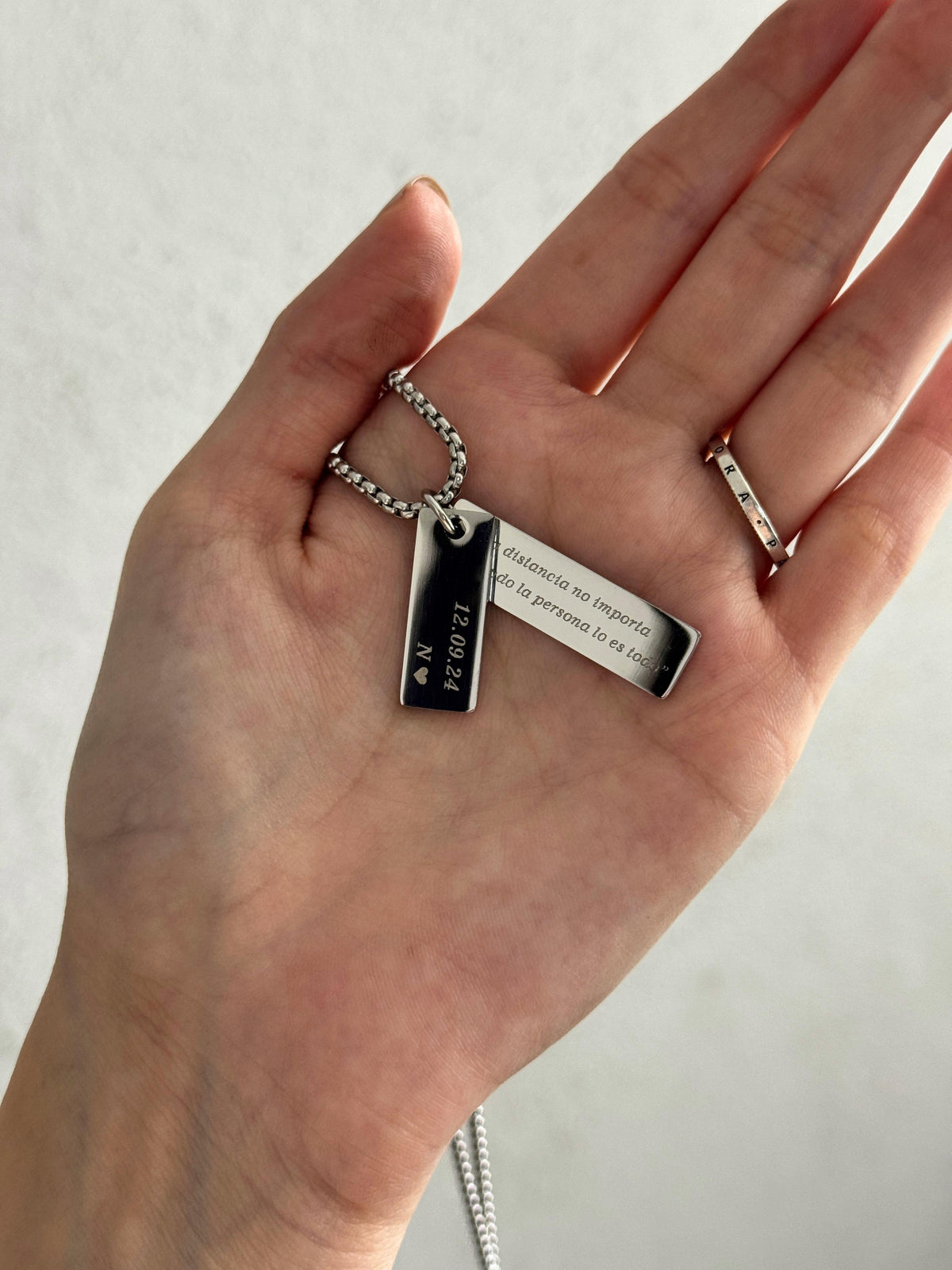collar hombre
regalo hombre
collar foto
ojos